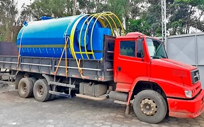 Truck carga seca graneleiro Transportes Especiais